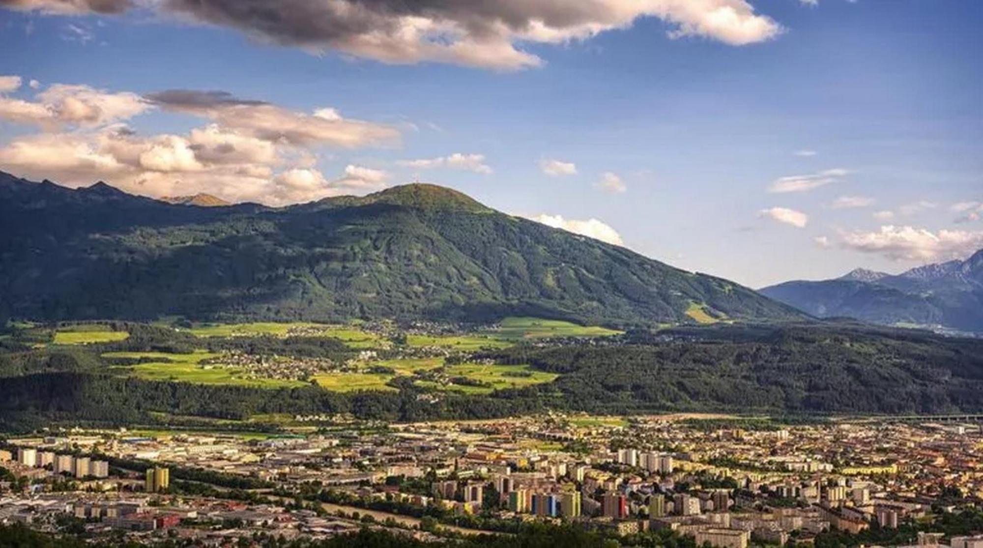 Steyr Old Town Loft - A Charming 3 Bedroom Oasis ภายนอก รูปภาพ