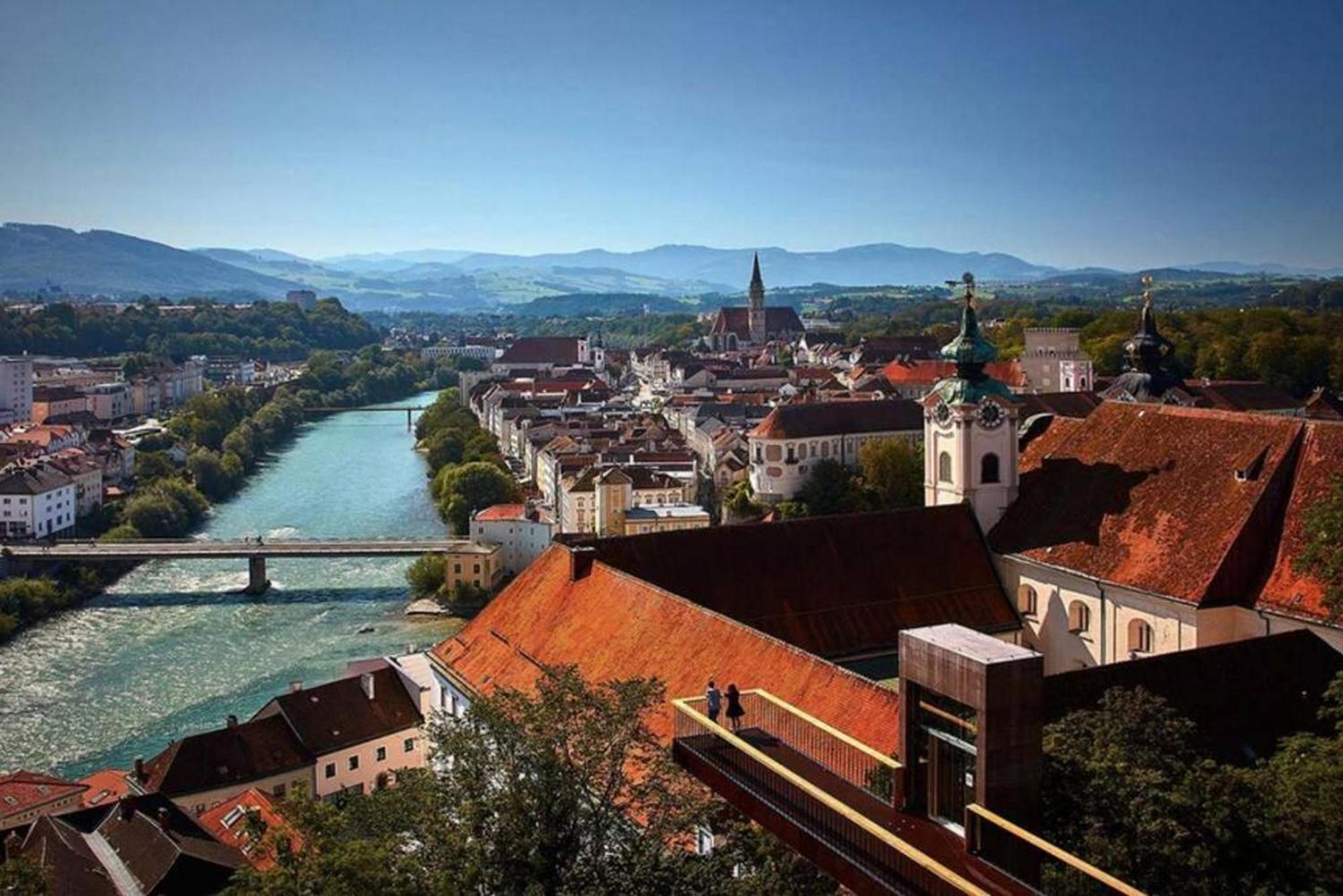Steyr Old Town Loft - A Charming 3 Bedroom Oasis ภายนอก รูปภาพ