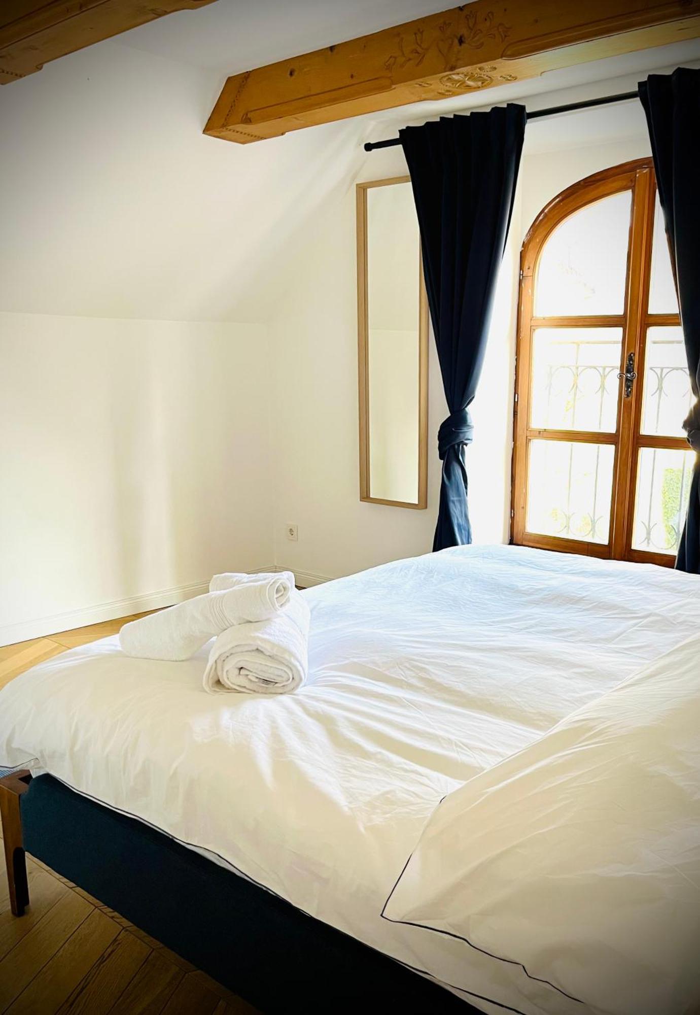 Steyr Old Town Loft - A Charming 3 Bedroom Oasis ภายนอก รูปภาพ